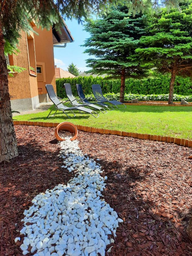 Apartmán Harmonia Vendeghaz Balatonalmádi Exteriér fotografie